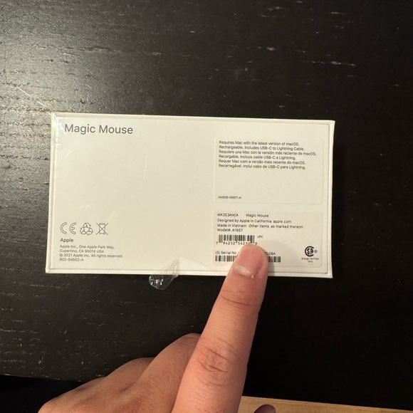 Apple Magic Mouse - Picture 2 of 3